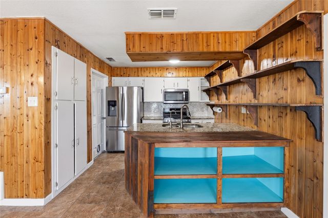 7000 Shannon DR, Austin, TX 78724