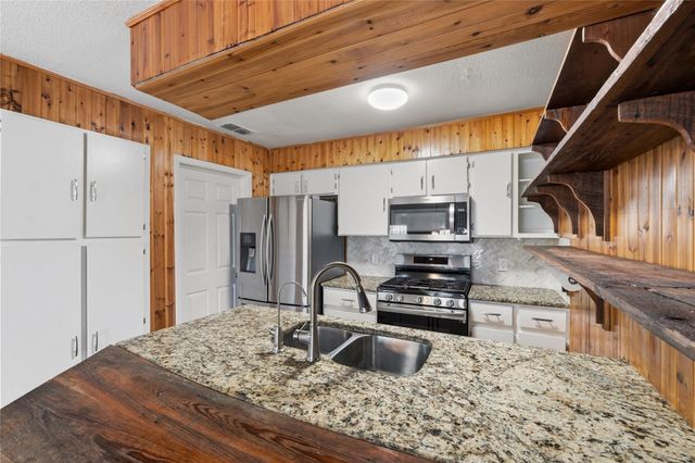 7000 Shannon DR, Austin, TX 78724