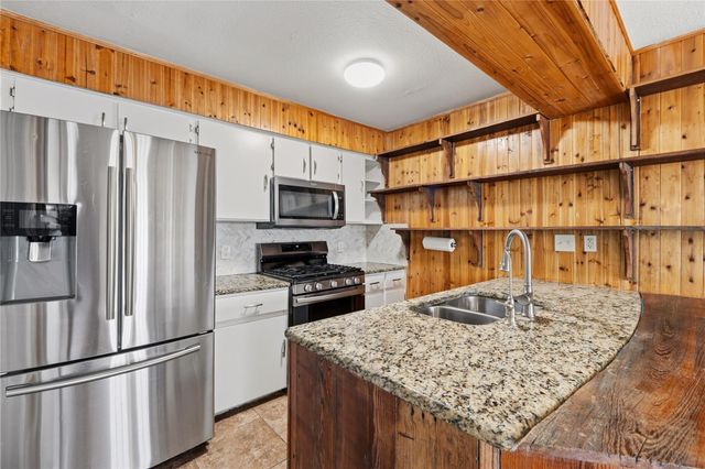 7000 Shannon DR, Austin, TX 78724