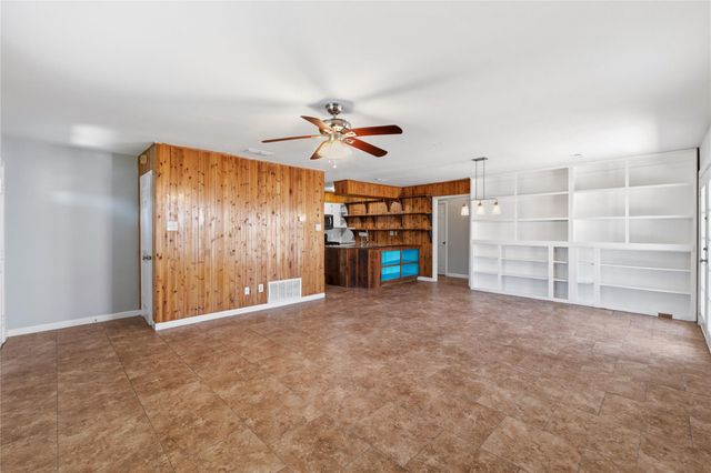 7000 Shannon DR, Austin, TX 78724