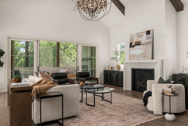 215 La Vista Dr, Nashville, TN 37215