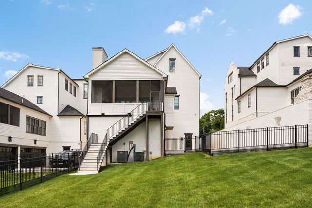 215 La Vista Dr, Nashville, TN 37215