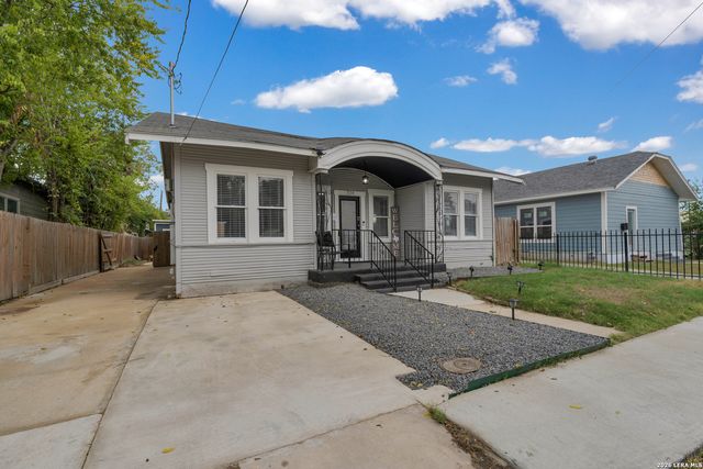 704 Cuney, San Antonio, TX 78210