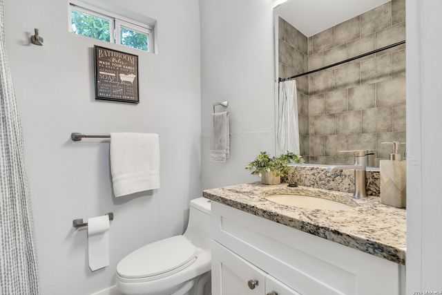 704 Cuney, San Antonio, TX 78210