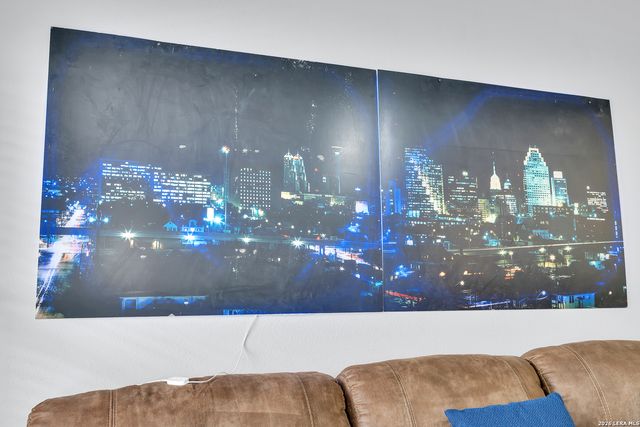 704 Cuney, San Antonio, TX 78210