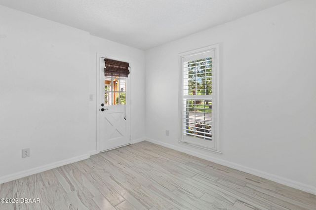 18 Iroquois Trail, Ormond Beach, FL 32174