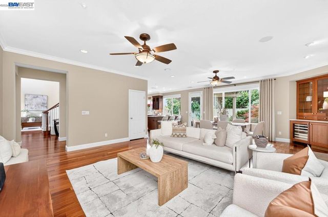 3625 Thornhill Dr, Livermore, CA 94551