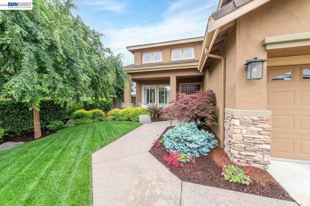 3625 Thornhill Dr, Livermore, CA 94551