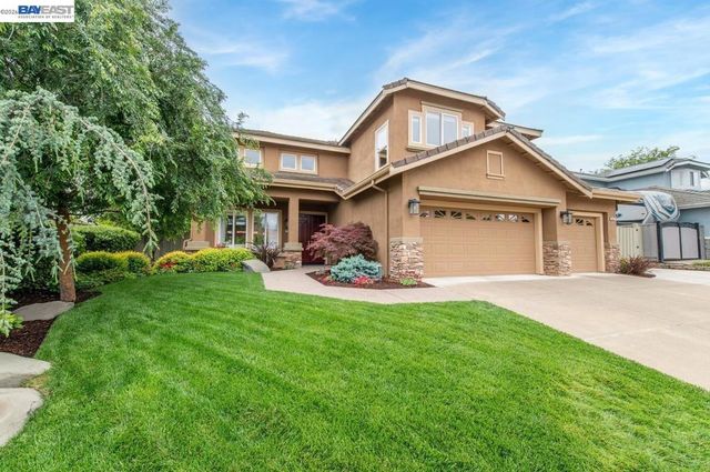 3625 Thornhill Dr, Livermore, CA 94551