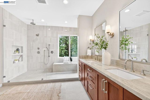 3625 Thornhill Dr, Livermore, CA 94551