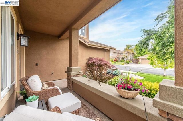 3625 Thornhill Dr, Livermore, CA 94551