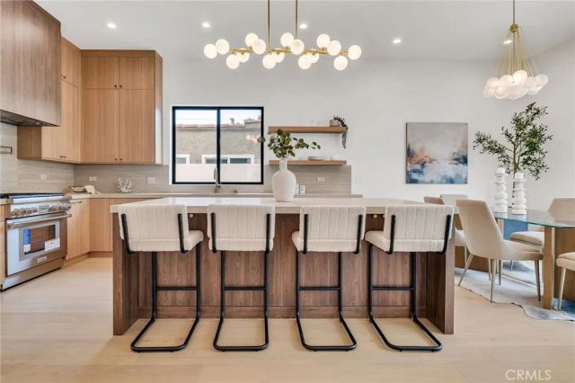 2307 Huntington Ln B, Redondo Beach, CA 90278