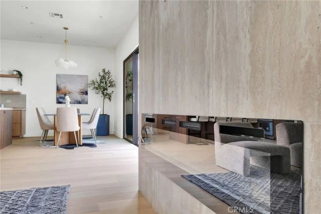 2307 Huntington Ln B, Redondo Beach, CA 90278