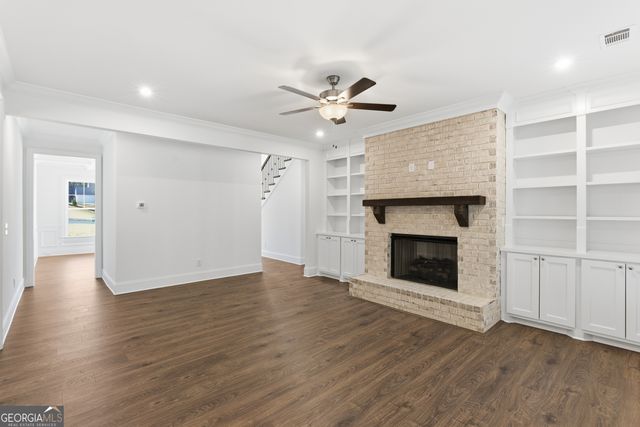 1114 Low Water Crossing NW, Acworth, GA 30101