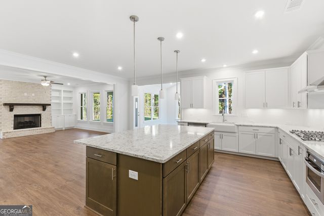 1114 Low Water Crossing NW, Acworth, GA 30101