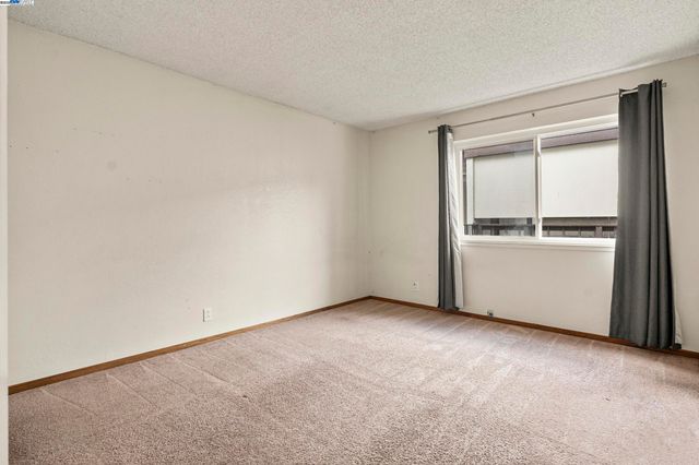 21071 Gary Dr 204, Hayward, CA 94546