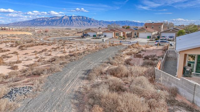 3969 Rancher Loop NE, Rio Rancho, NM 87144