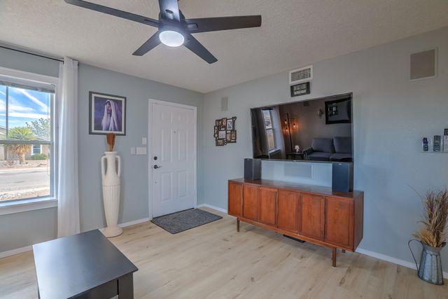 3969 Rancher Loop NE, Rio Rancho, NM 87144