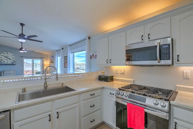 3969 Rancher Loop NE, Rio Rancho, NM 87144