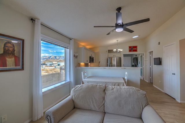 3969 Rancher Loop NE, Rio Rancho, NM 87144