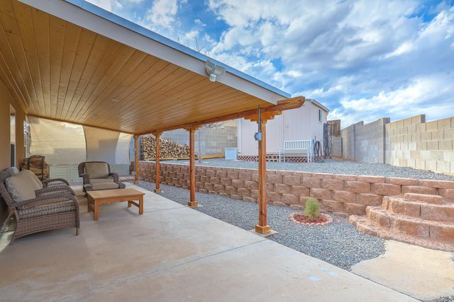 3969 Rancher Loop NE, Rio Rancho, NM 87144