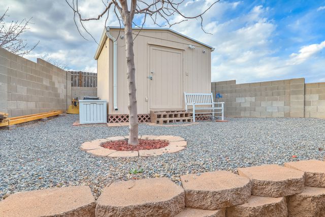 3969 Rancher Loop NE, Rio Rancho, NM 87144