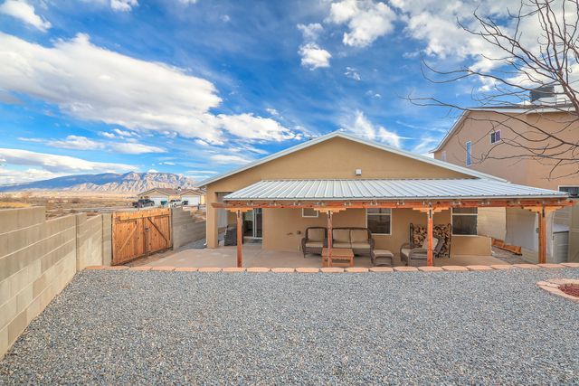 3969 Rancher Loop NE, Rio Rancho, NM 87144