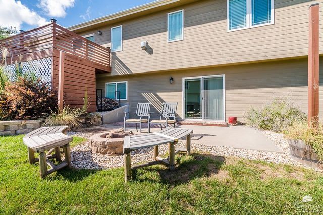 1033 Lobdell Drive, Manhattan, KS 66503