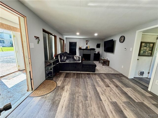 1031 County Route 29, Scriba, NY 13126