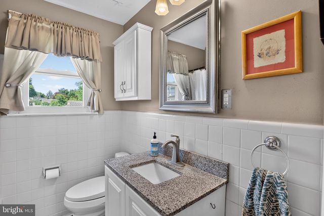 50 WARD AVE, Audubon, NJ 08106