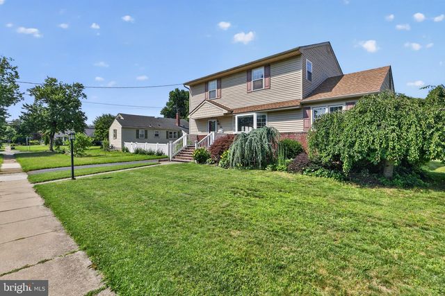 50 WARD AVE, Audubon, NJ 08106