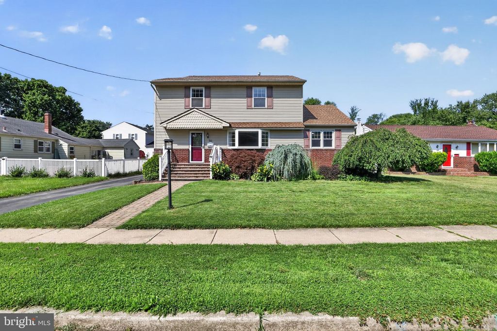 50 WARD AVE, Audubon, NJ 08106