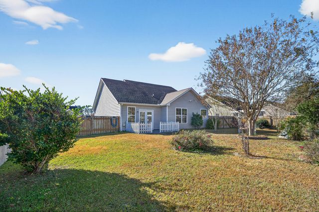 1020 Bridlewood Farms Parkway, Ridgeville, SC 29472