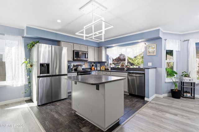 7395 Pah Rah Drive, Sparks, NV 89436
