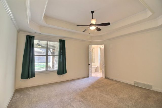 867 CYPRESS POND DR, Collierville, TN 38017