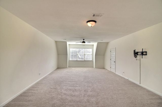 867 CYPRESS POND DR, Collierville, TN 38017