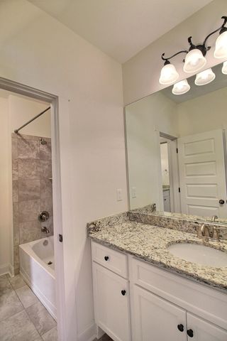 867 CYPRESS POND DR, Collierville, TN 38017