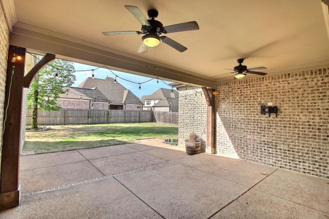 867 CYPRESS POND DR, Collierville, TN 38017