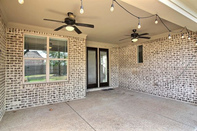 867 CYPRESS POND DR, Collierville, TN 38017