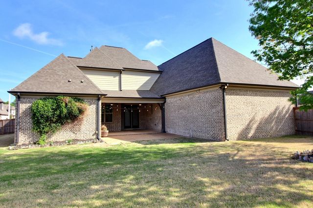 867 CYPRESS POND DR, Collierville, TN 38017