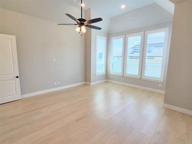 308 Rosecomb Street, Northlake, TX 76247