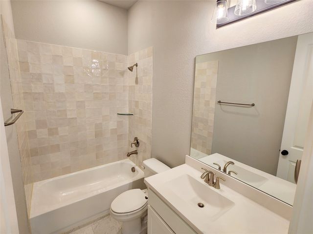 308 Rosecomb Street, Northlake, TX 76247