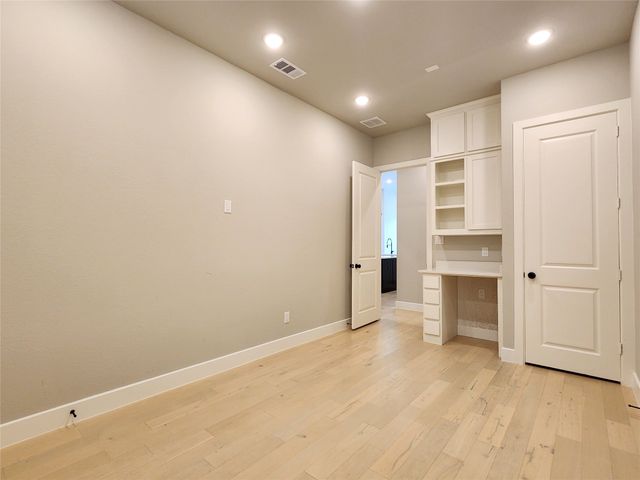 308 Rosecomb Street, Northlake, TX 76247