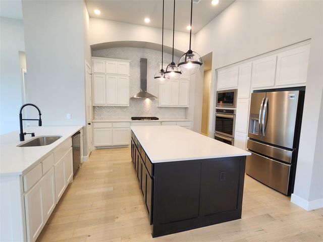 308 Rosecomb Street, Northlake, TX 76247