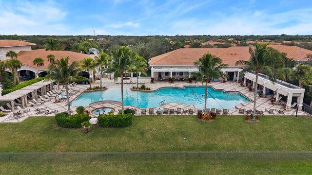 10117 SW Canossa Way, Port St. Lucie, FL 34986