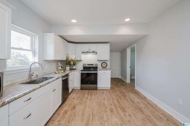 1330 14TH AVENUE N, Bessemer, AL 35020