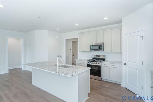 16831 Creek Parke Dr, Moseley, VA 23120