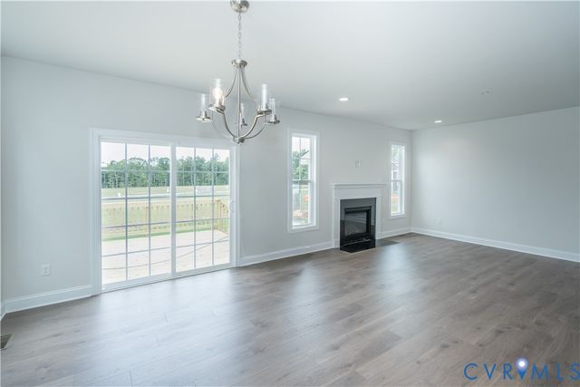 16831 Creek Parke Dr, Moseley, VA 23120