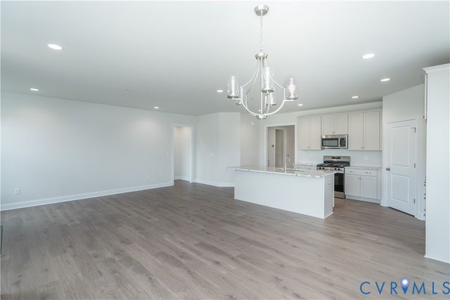 16831 Creek Parke Dr, Moseley, VA 23120