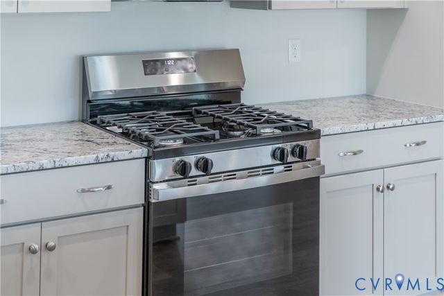 16831 Creek Parke Dr, Moseley, VA 23120